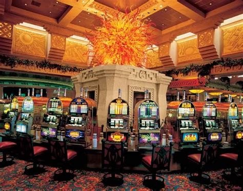 Bahamas Atlantis Casino Slots
