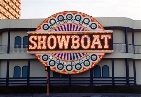Casino Showboat Reabrir