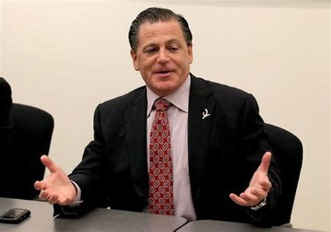 Dan Gilbert Compra De Casino