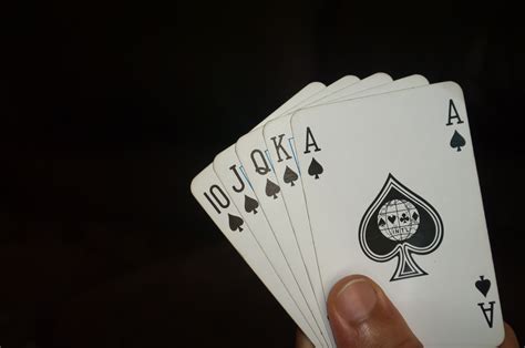 Eugeneel Poker