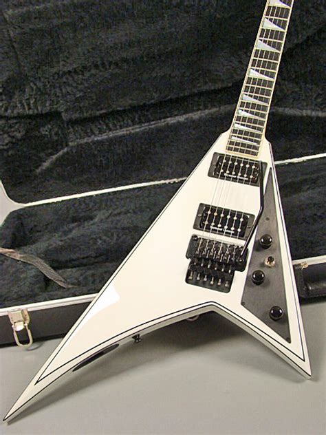 Jackson One V