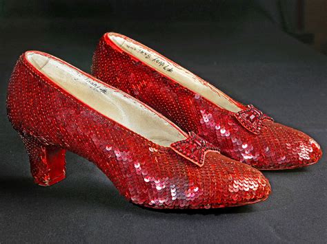 Jogue Wizard Of Oz Ruby Slippers Online