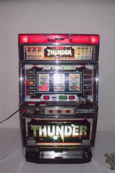 Macy 777 Thunder Slot Machine