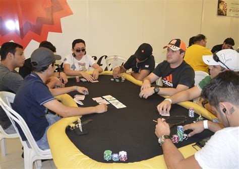 Mauricio Torneio De Poker