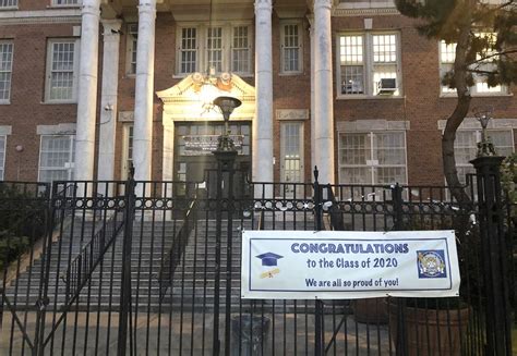 Negociante De Cassino Escolas Em Nova York