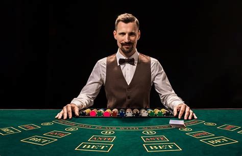 Online Casino Dealer Contratacao Masculino