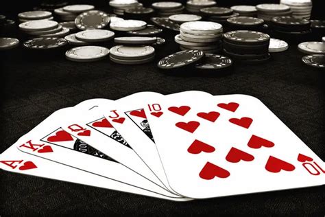 Poker Terno De Precedencia